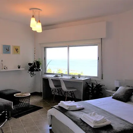 Studio With Sea View In City Centre * Лимасол