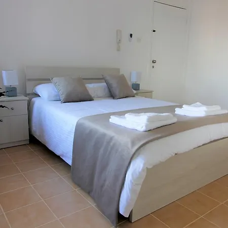 Апартаменты Studio With Sea View In City Centre *