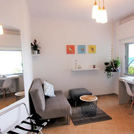 Апартаменты Studio With Sea View In City Centre