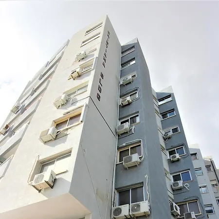 Studio With Sea View In City Centre Апартаменты