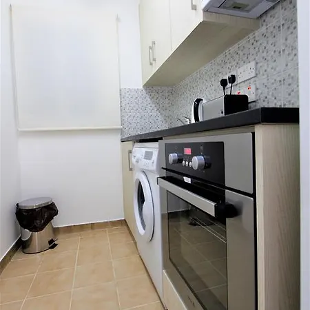 Studio With Sea View In City Centre * Λεμεσός