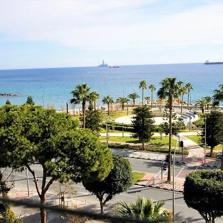 Lejlighed Studio With Sea View In City Centre
